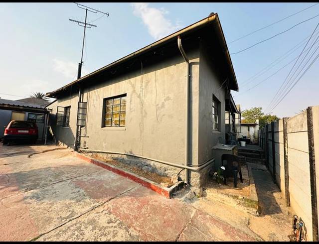 7 BEDROOM HOUSE FOR SALE IN ELSBURG